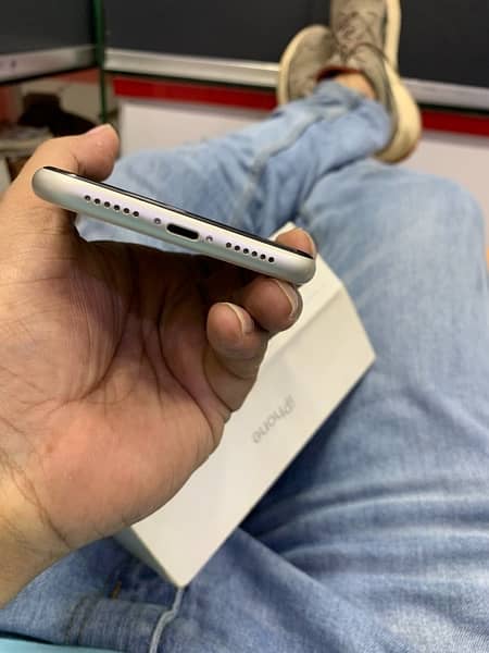 Iphone 11 128GB Dual Sim Approved 3