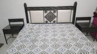 King size bed 2 sides table with matress