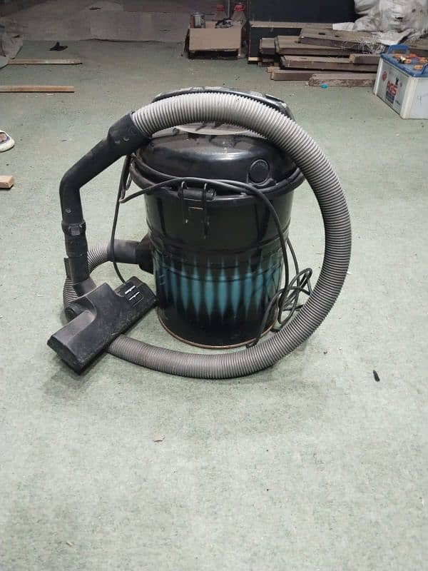 vacuum cleaner 1