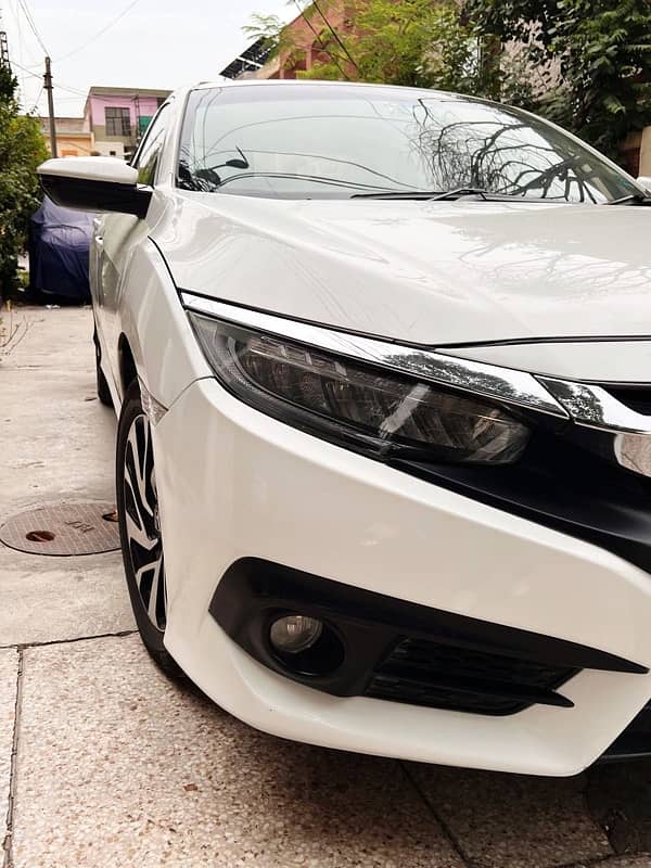 Honda Civic Oriel 2018 8