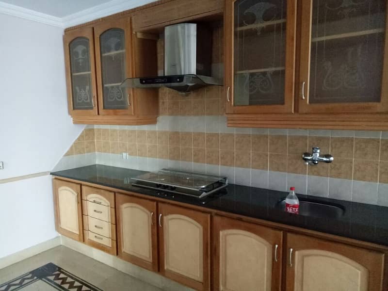 1 Kanal Upper portion Available For rent in DHA Lahore Cantt 8