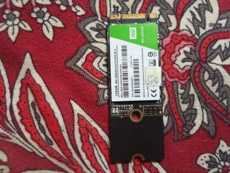 SATA SSD M. 2 0