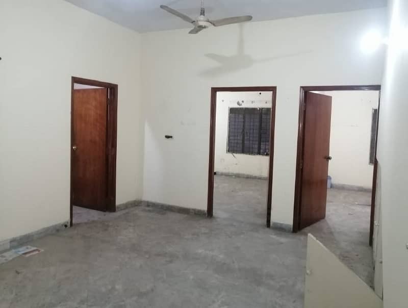 Prime Location 4 Marla 1st Floor Office For Rent In DHA Phase 2,Block Q, Lahore. 1