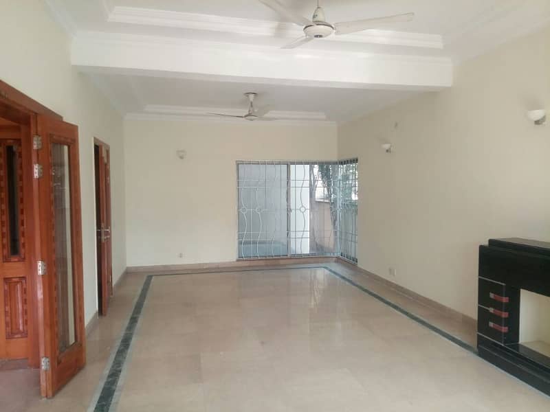 01 Kanal Upper Portion Available For Rent in DHA lahroe Cantt 13