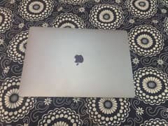 Macbook pro 2018 15"