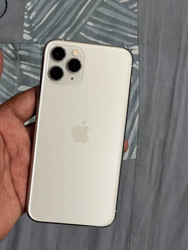 iphone 11 pro 1