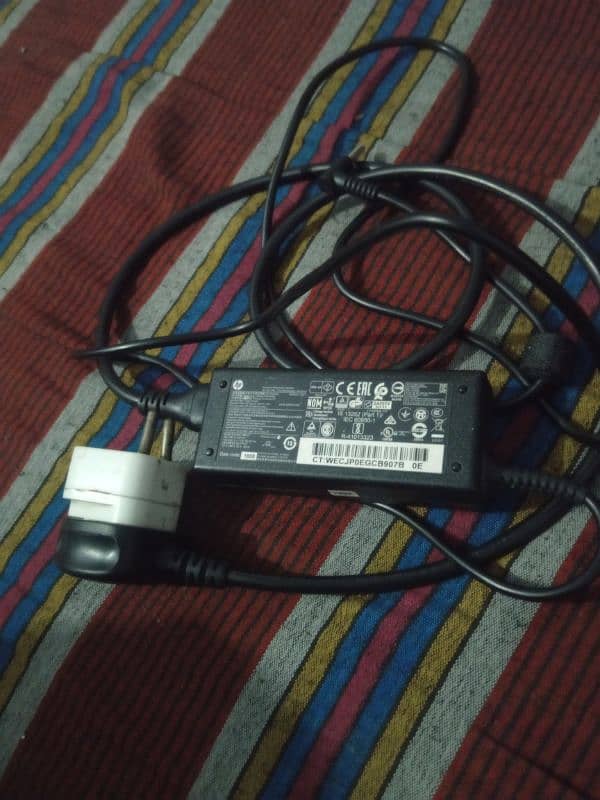 hp laptop charger 1