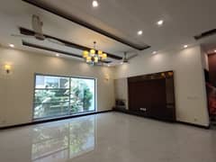 Original Pictures Cheap Price Designer House Next To DHA Phase 4 & 5