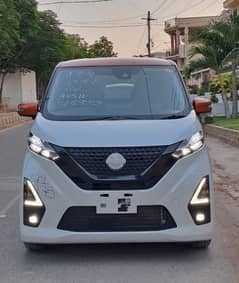 Nissan Dayz Highway Star 2021 Model- Two tone ( S-Hybrid )