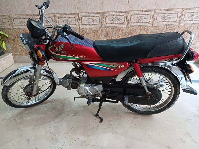 Honda 70 Perfect Bike Lush Condition 1