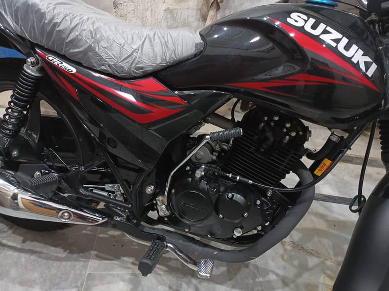 Suzuki GR 150 2022 (03482282560) 3