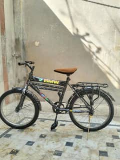 cycle in black colour