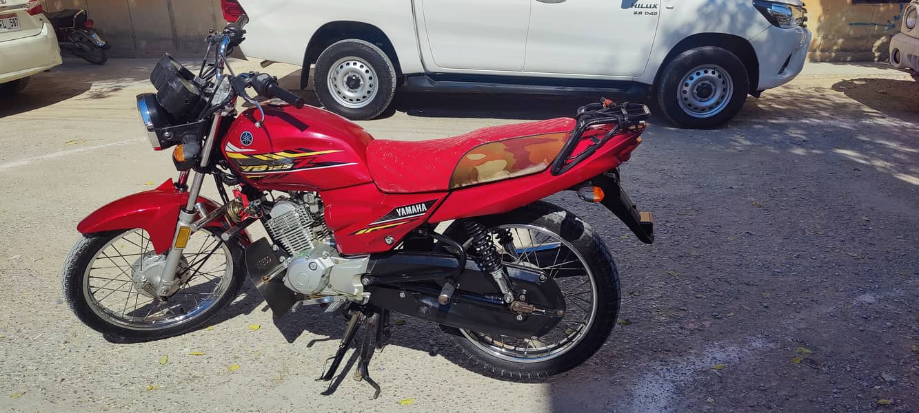 Yamaha YB 125z 6