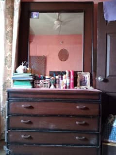 dressing Table 0