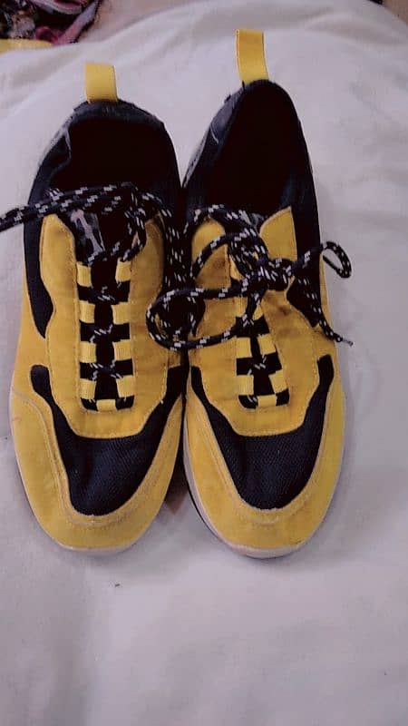 branded shoes 10