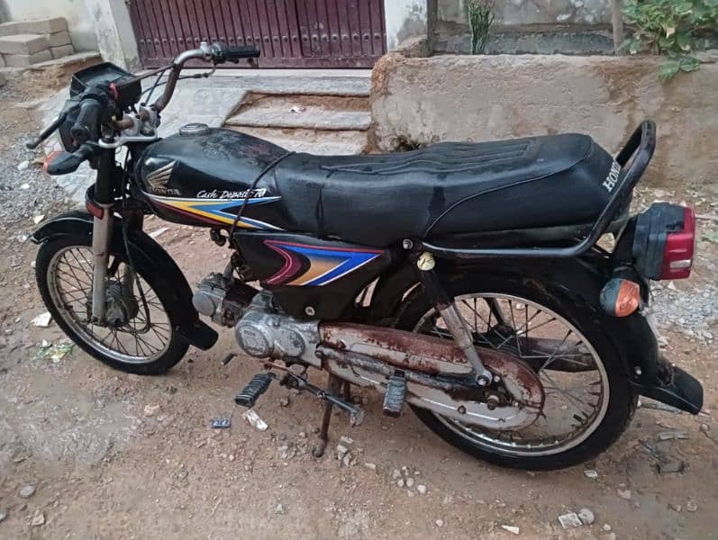 Honda karachi genuine condition 4