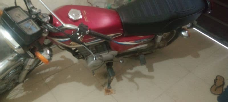 Honda 125 all OK for sale 4