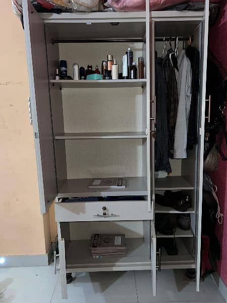 Used Wardrobe 1