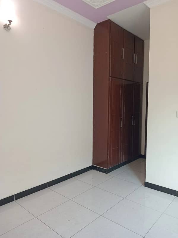 5 Marla Upper portion for Rent in G-14/4 3