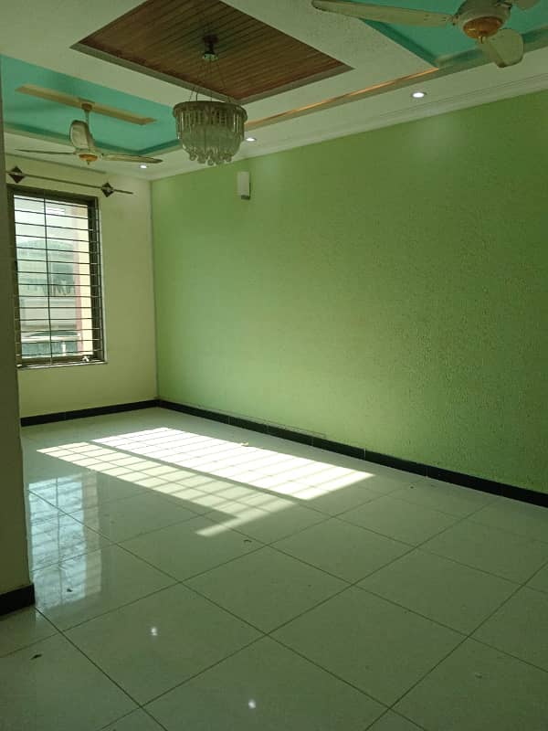 5 Marla Upper portion for Rent in G-14/4 7