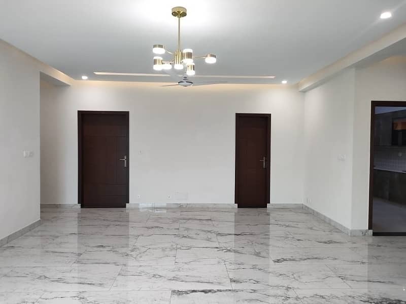 Brand New 10 Marla 3 BED Flat 5th Floor Available For Rent In Askari 11 Sector D 5