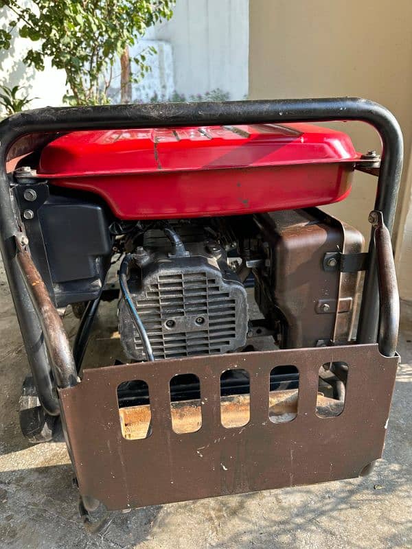 Honda Elemax 7600 Generator 3