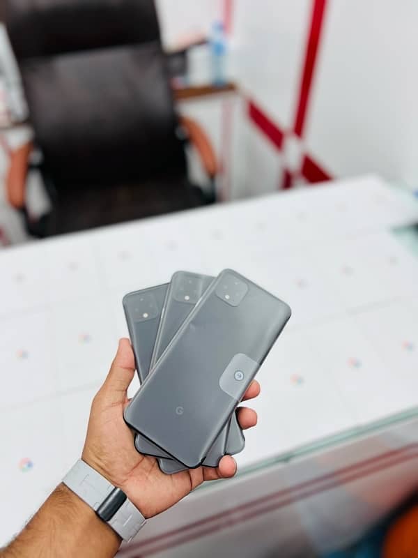 Google Pixel 4xl, Google Pixel 4A 5G, Google Pixel 5 5G Box Pack 0