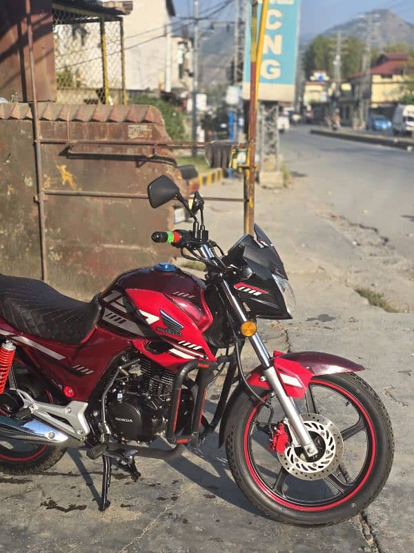 Honda CB 150F Model 2024 3