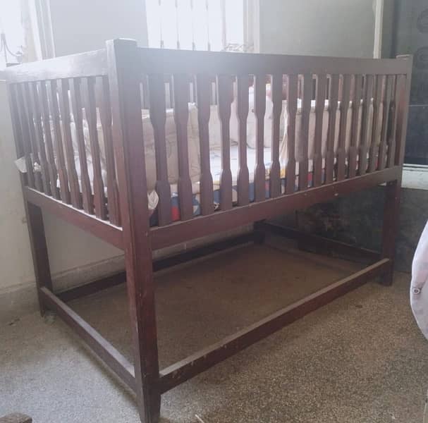 wooden baby cot 1