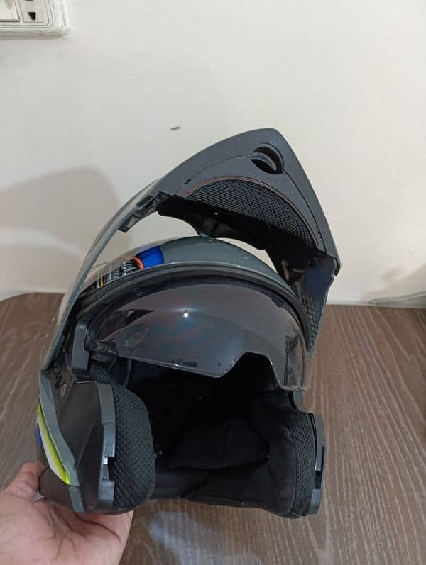 USA Imported Vega Flip Up Helmet 3