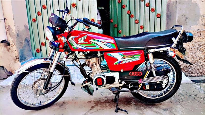 Honda CG 125 Model: 2023 FOR SALE A1 Condition 1