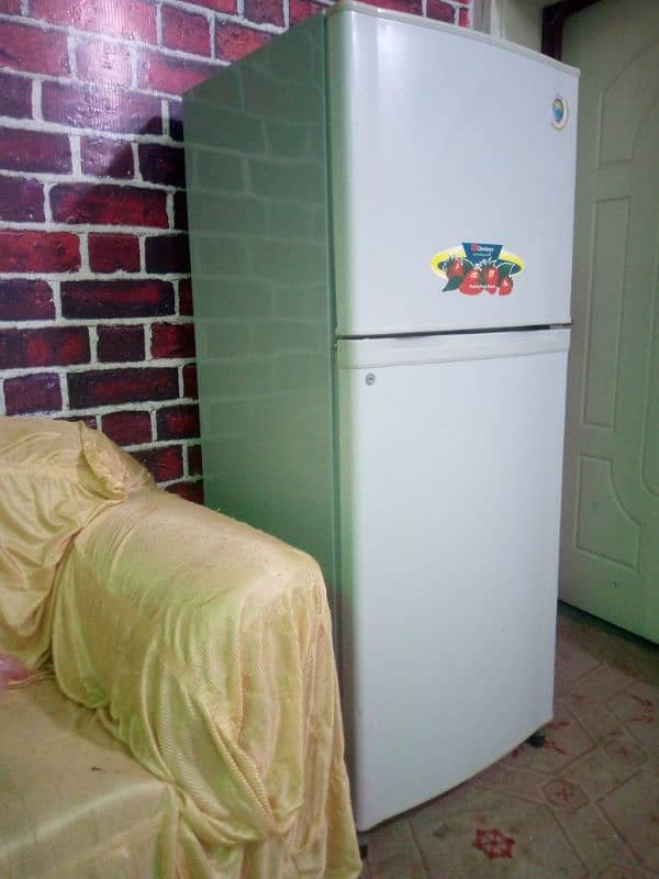 Dawlance fridge large size 2