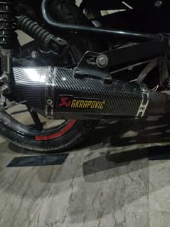 akrapovic