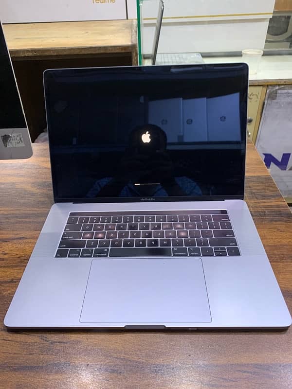 Macbook Pro 2018 Core i9 1