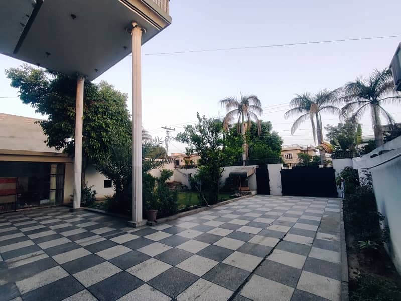 24 Marla House for sale in Ugokie Model Town Sialkot 1