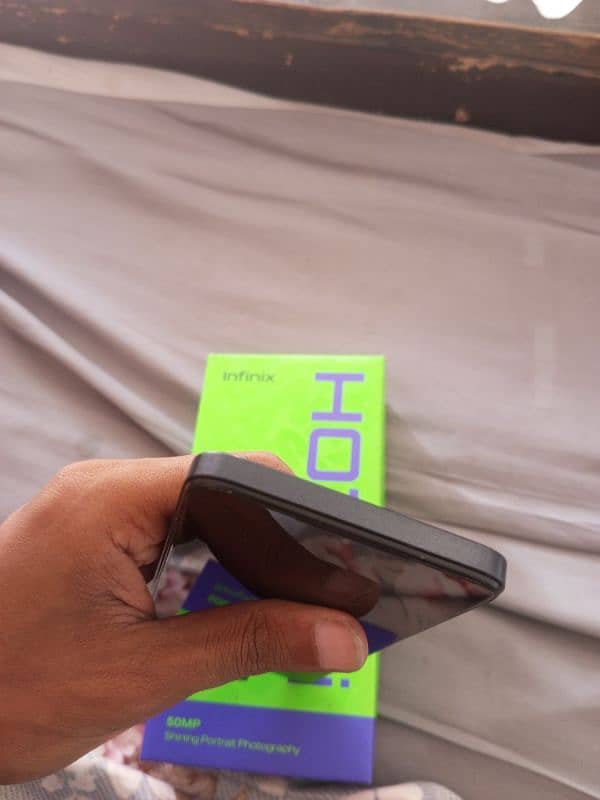 Infinix hot 30i 4+4gb 128gb with box charger All ok 10/9 5