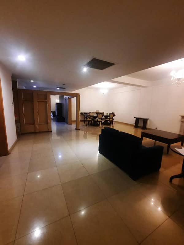 3200 Sqft 3 bed Apartment in Mall of Lahore on Rent 1