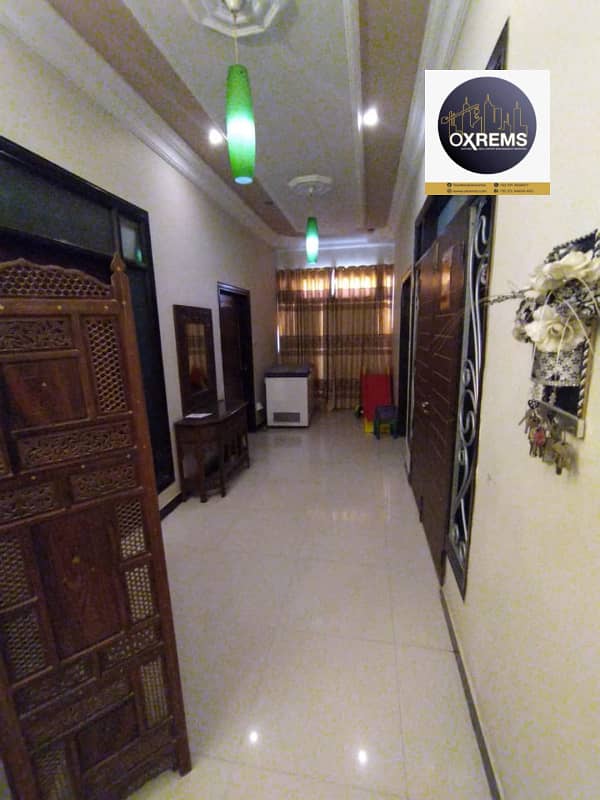 500 Square Yards House In Stunning Gulshan-e-Iqbal - Block 7 Is Available For sale 1