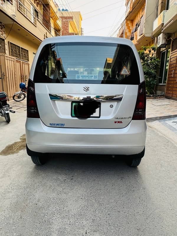 Suzuki Wagon R 2019 1