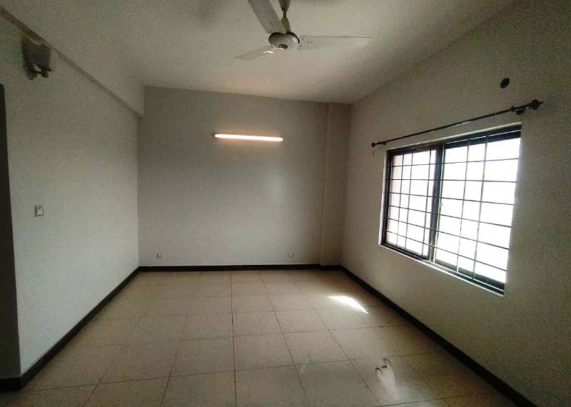 4-Bedroom Flat For Rent In Sector B Askari 11 Lahore 7