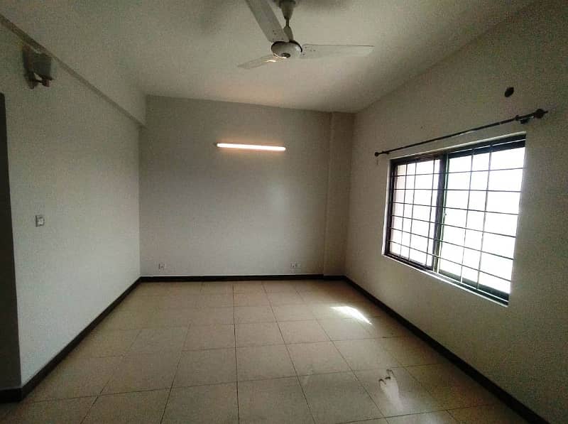 4-Bedroom Flat For Rent In Sector B Askari 11 Lahore 8