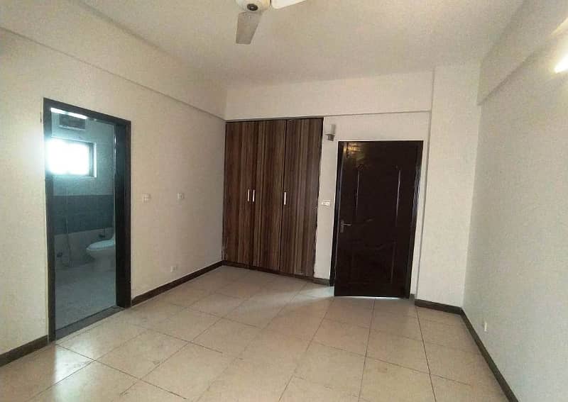 4-Bedroom Flat For Rent In Sector B Askari 11 Lahore 11