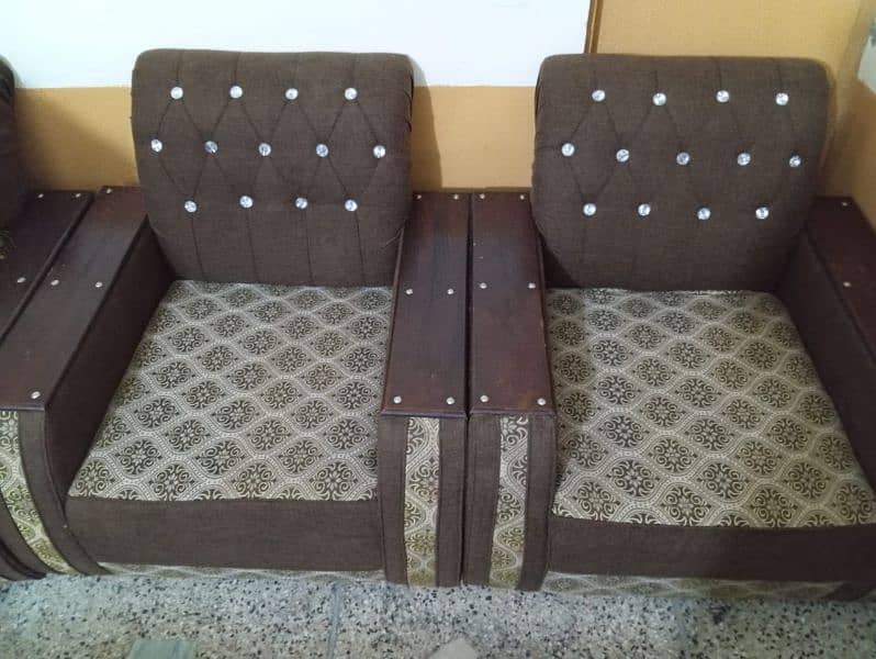 5 seat sofa 3