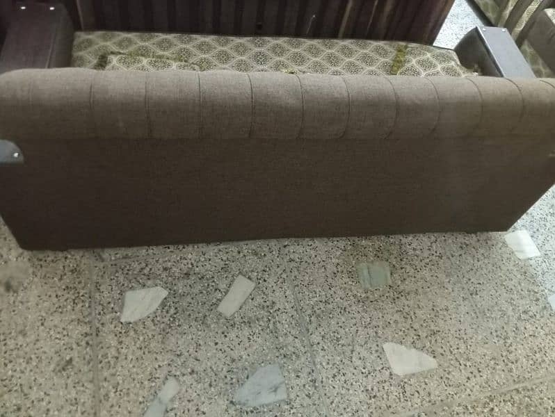 5 seat sofa 7