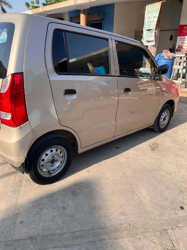 Suzuki Wagon R 2016 10