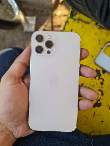 Iphone 12 pro max 265 gb pta approved 5