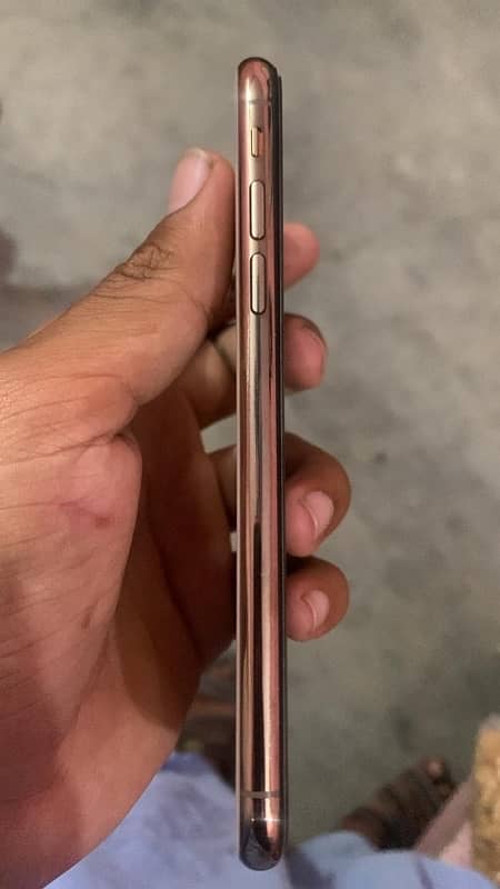 iPhone xs 64GB waterproof non pta 2