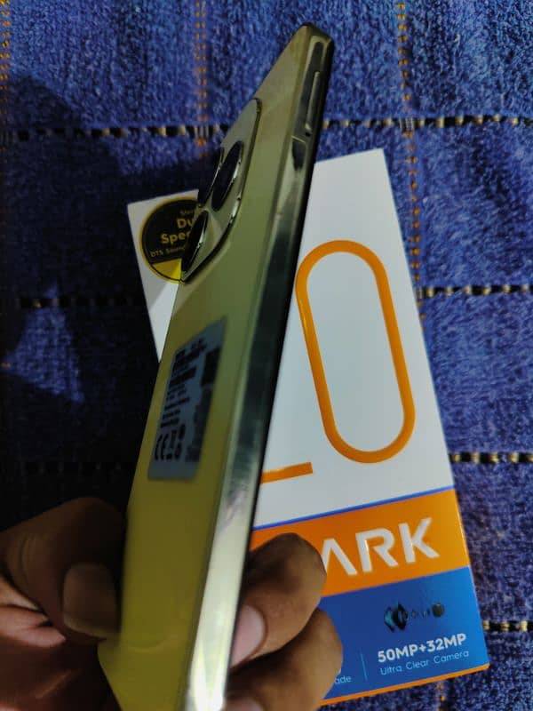 TeCno Spark 20 (8.256) Box Charg available Ha 9 Mah Vrnty Ha 2