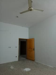 5 marla single story house for rent in johar town for Family near emporium mall 0