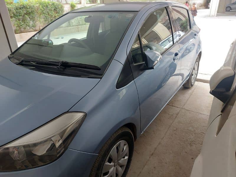 Toyota Vitz 2013 3